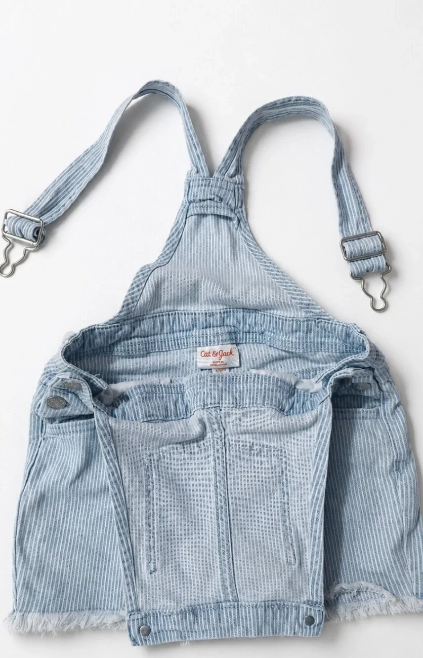 Light Wash Denim Short Overalls for Kids. Size 6/7